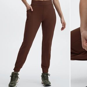 Fabletics joggers Brown NWT